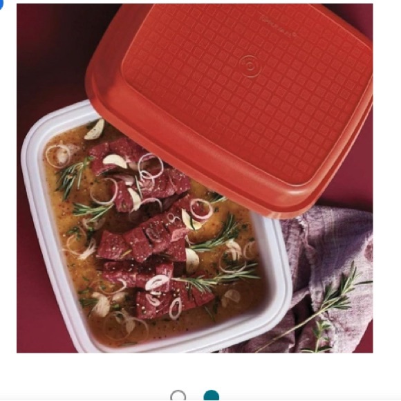 Tupperware Large Marinator Rectangle Container Season Serve Red - Picture 1 of 9